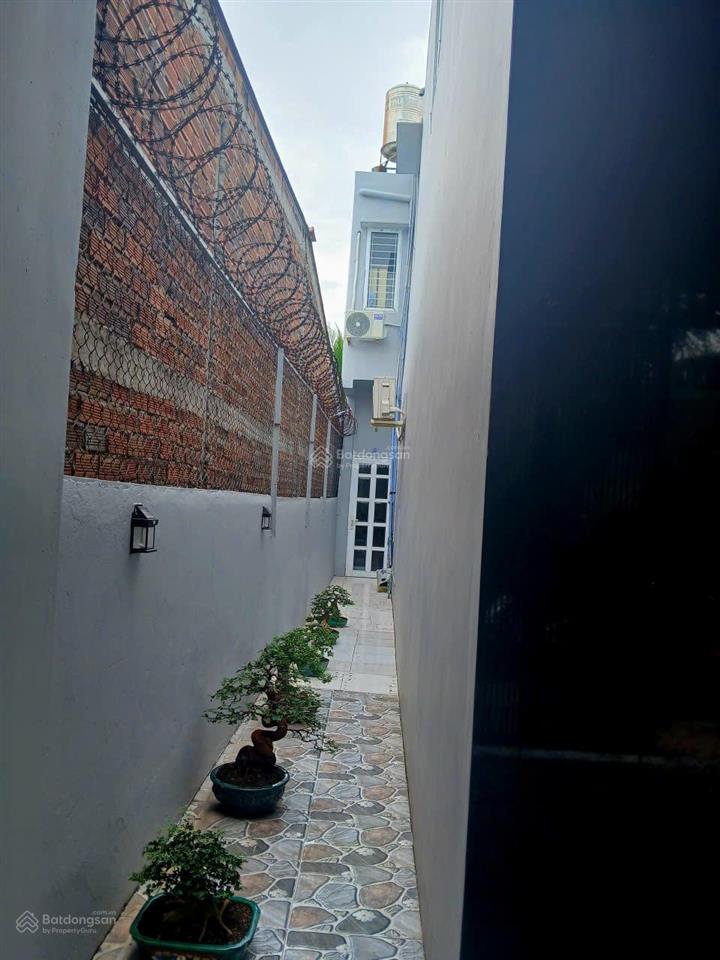 Nhà vip 2 tầng chuẩn 3 sao. bao đẹp và rẻ nhất khu quảng trường mỹ tho