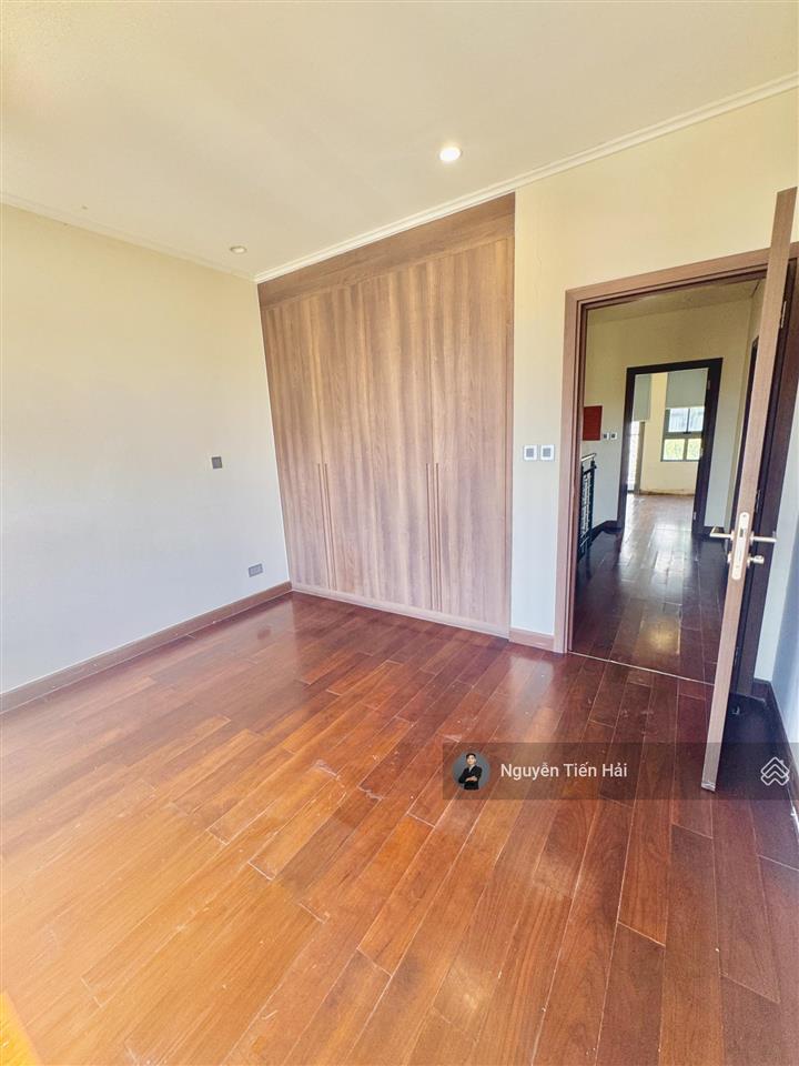 Bán căn liền kề nhà vườn 99m2 kđt the manor. giá 38 tỷ. vị trí đẹp, không lỗi phong thuỷ