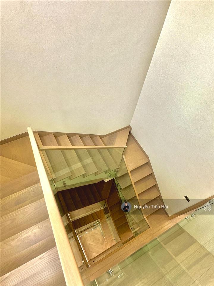 Cần bán shophouse mặt đại lộ hoàng mai vị trí trung tâm. giá 33 tỷ