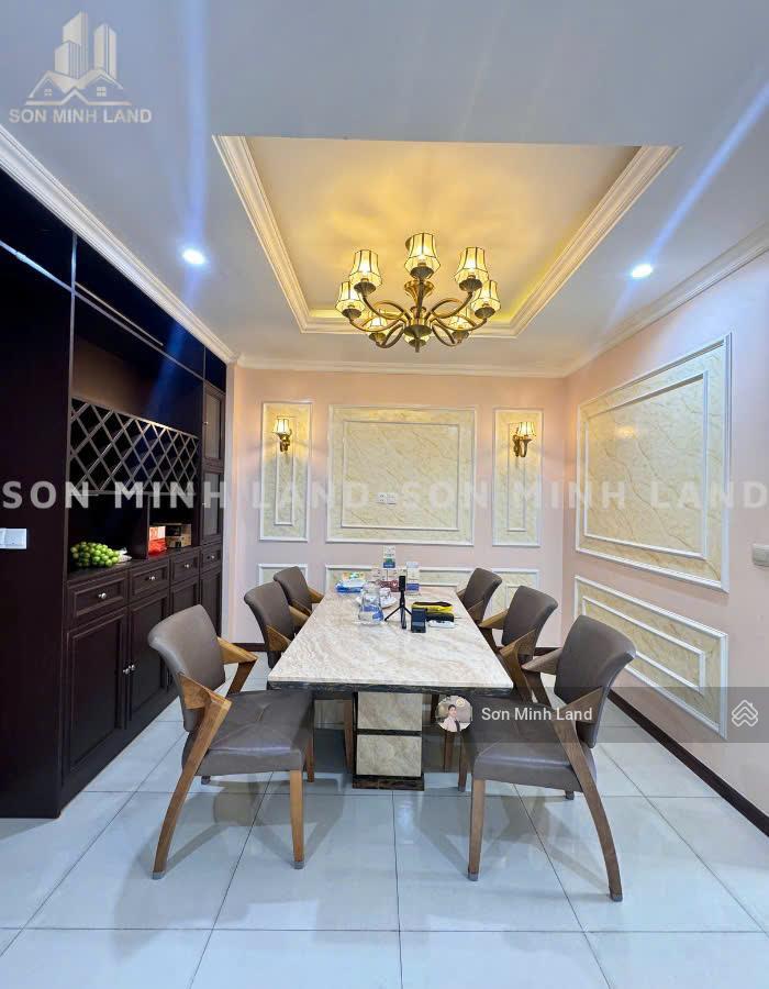 Một căn duy nhất 2pn+đn (105m2) đầy đủ nội thất  giá chỉ 13.2 tỷ tại hà đô centrosa.sơn minh land