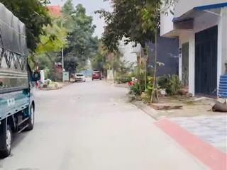 Bán đất tặng sẵn nhà cấp 4 về ở được luôn diện tích 83m ô tô chạy thông cực đẹp tại cổ bi gia lâm