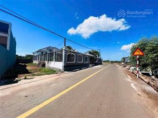Bán đất đường cách mạng tháng 8  thị trấn đất đỏ