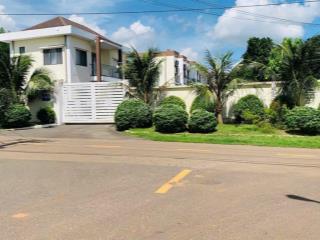 Bán đất thị trấn đất đỏ  đường nhựa cách mạng tháng 8