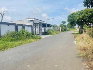 Bán đất thổ cư ngay trung tâm hành chính đất đỏ, chỉ 920tr