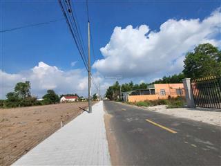 Bán nhà 242m2 đường nguyễn huệ  đất đỏ, brvt