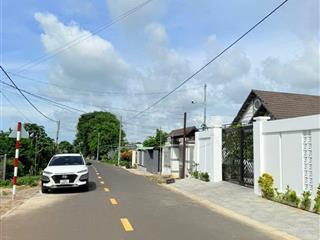 Bán đất thị trấn đất đỏ  đường nguyễn đình chiểu 6 x 20