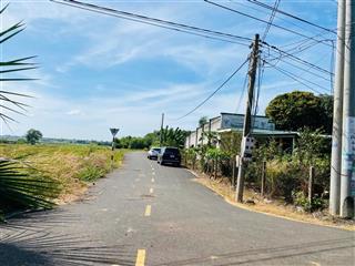 Bán 300m2 đất 2 mặt tiền xã láng dài khu dân cư hiện hữu