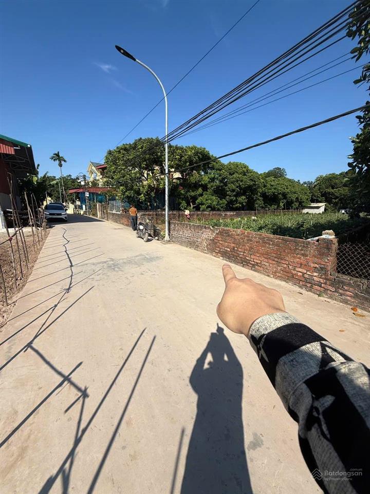 Lô 1057m2 2 mặt đường trước sâu view sông, thích hợp phân lô bán nền