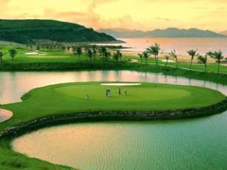 Bán một số lô đất vị trí cực đẹp thuộc quần thể nghỉ dưỡng sân golf tam đảo  vĩnh phúc