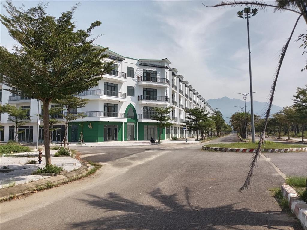  tôi nếu bạn cần một môi giới am hiểu dự án ecocharm, bán bds khu ecocharm