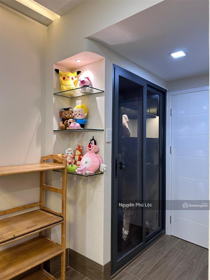 Mt sư vạnh hạnh quận 10  7 tầng thang máy  ngay bv nhi đồng 1  gía chỉ hơn 18 tỷ