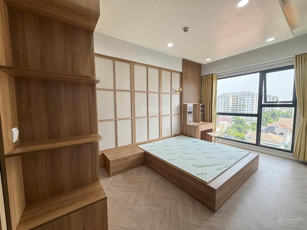 Bán căn hộ antonia 2 phòng ngủ  view biệt thự giá 10,6 tỷ