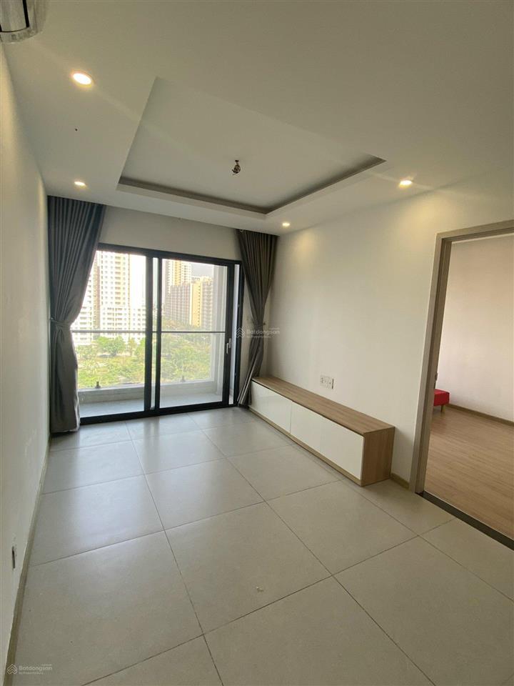 Cuối năm cần tiền nên bán gấp căn 2pn  75m2  view nhìn ra công viên  gía 7,2 tỷ thấp nhất