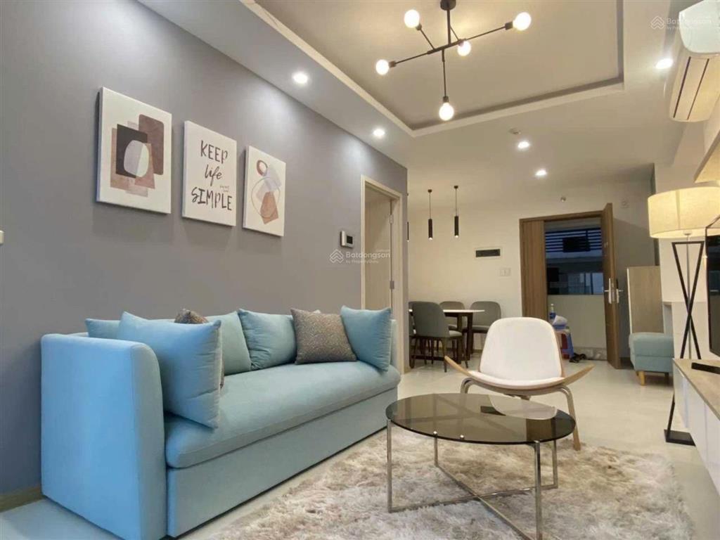 Chính chủ cần bán căn 3pn  102m2, tầng cao, căn góc, full nội thất, giá bán 9 tỷ bao hết giấy tờ