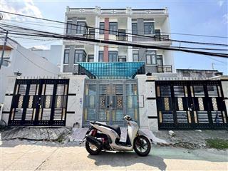 Giá 2 tỷ 550 triệu . chủ gửi bán căn nhà 1t2l, phường hoá an, tp biên hoà. dt 67m2 ( giá củ 2tỷ8)