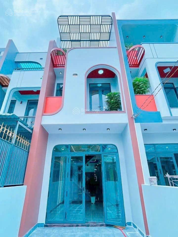 Chủ gửi bán nhà 1t2l tân hạnh biên hoà. dt 100m2. giá 3tỷ850 tl. đường trước nhà 6m, thông