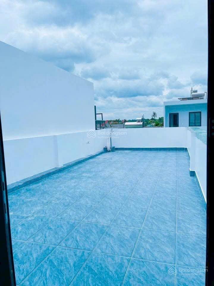 Chủ gửi bán nhà 1t2l tân hạnh biên hoà. dt 100m2. giá 3tỷ850 tl. đường trước nhà 6m, thông