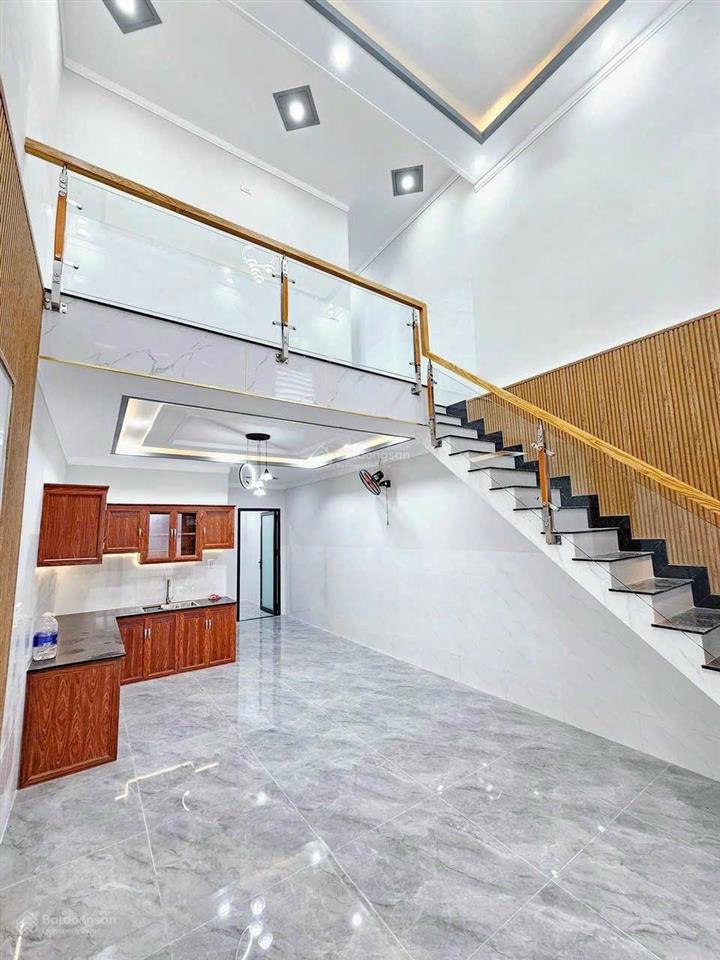 Chủ gửi bán căn nhà 1 trệt 1 gác đúc thật phường trấn biên (thống nhất cũ), dt 72m2, giá 3tỷ3 tl