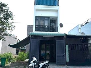 Bán nhà 1 trệt 2 lầu mặt tiền đường lớn  kdc hóa an  diện tích 72m2 (4x18m). giá 4tỷ2