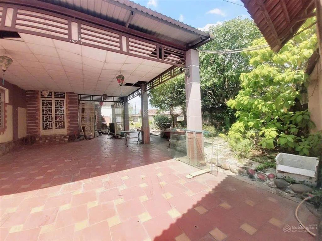 Bán nhà mặt tiền bùi hữu nghĩa 17x27 = 462m2. giá 18 tỷ (còn thương lượng)