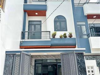 Chủ gửi bán nhà 1 trệt 2 lầu phường biên hoà (hoá an cũ). dt 5x19,6=98m2. giá 4tỷ8