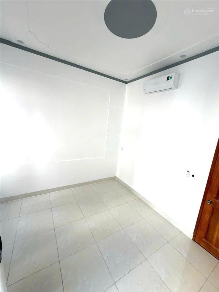 Bán nhà 1 trệt 2 lầu phường trấn biên (bửu long cũ). dt 3,9x12,7 = 49,53m2. giá 4 tỷ tl
