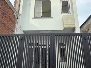 Bán nhà 1 trệt 1 lầu phường biên hoà( hoá an củ). dt 4,25x14=60m2. giá 2tỷ7 đường xe hơi.