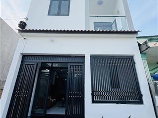 Chủ gửi bán nhà 1 trệt 1 lầu phương biên hoà (bửu hoà cũ). dt 5,5x10,8=66m2. giá 2tỷ750 bớt lộc