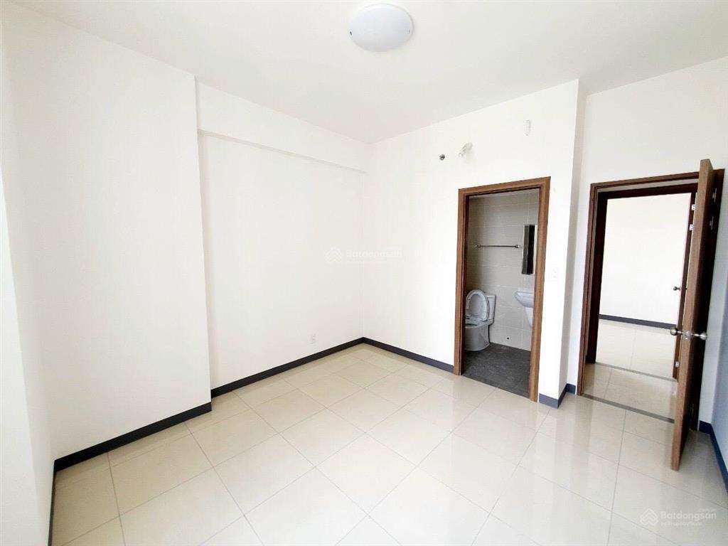 Cần vốn kinh doanh bán căn 3pn imperial thương mại có sổ fullnt 3,55 tỷ.  0963 129 *** xem nhà