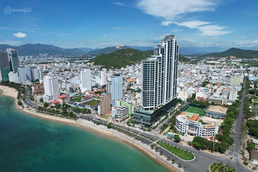 Bán nhanh 504m2 ngang 14m chỉ 84 tr/m2 phù hợp xây ks căn hộ. vĩnh hải nha trang 0967 613 ***