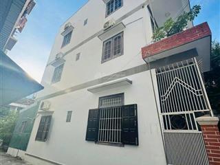 Nhà 3 tầng 42,7m2 ngang 4,3m chỉ 6,8 tỷ. 3 mặt hẻm oto đường hoàng hoa thám trung tâm thành phố