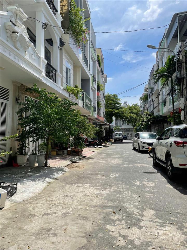 Chỉ 5,65 tỷ sở hữu 52m2 ngang 4m nhà 1 trệt 1 lầu 1 tum. tđc phước long. gần đường 28. nha trang