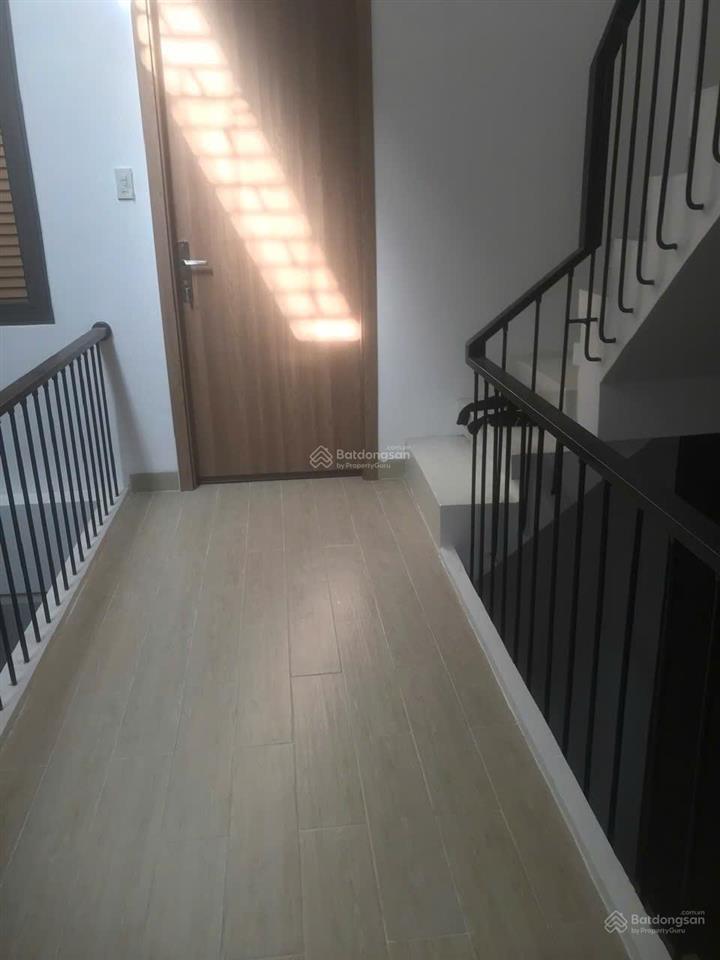 Chỉ 5,65 tỷ sở hữu 52m2 ngang 4m nhà 1 trệt 1 lầu 1 tum. tđc phước long. gần đường 28. nha trang