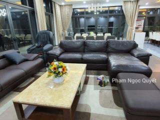 ( giá thật ) chính chủ bán căn 158m2 4pn +3wc tầng trung full nội thất xịn, đẹp cc star tower