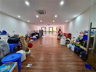 Bán gấp nhà pl xuân la, tây hồ. dt 65m2, ô tô tránh, có vỉa hè, ngõ thông. giá chào hơn 18 tỷ