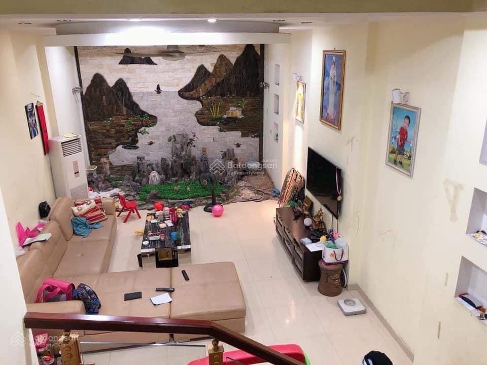 Bán gấp mp 4 tầng nguyễn thái học,dt110m2,vị trí đẹp ngay gần về phía quốc tử giám.giá 48 tỷ.