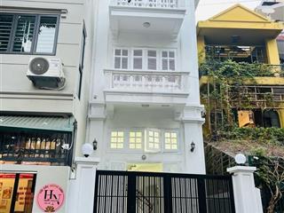 Phân lô giang văn minh 55m2x5t mt 4m nhà mới sơn sửa oto đỗ cửa 5 ngủ vị trí thuận tiện kd 22tr/th