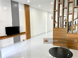 Căn 3 tầng view công viên 3 phòng ngủ đầy đủ nội thất cho thuê 15 triệu/tháng