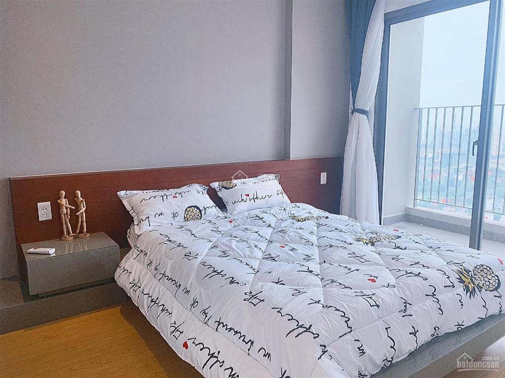 Cần bán căn 2pn view thành phố  nội thất đẹp tháp trung tâm