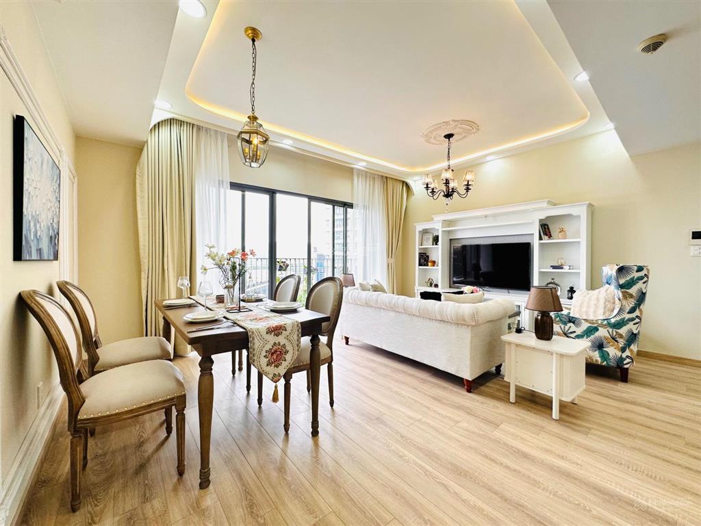 Bán căn 3pn masteri thảo điền nội thất cao cấp mới 100%. hỗ trợ vay bank 80%