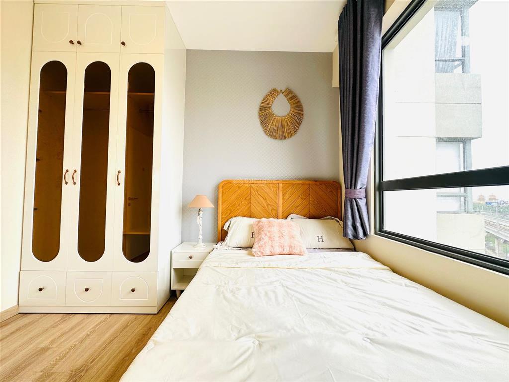 Bán căn 3pn masteri thảo điền nội thất cao cấp mới 100%. hỗ trợ vay bank 80%