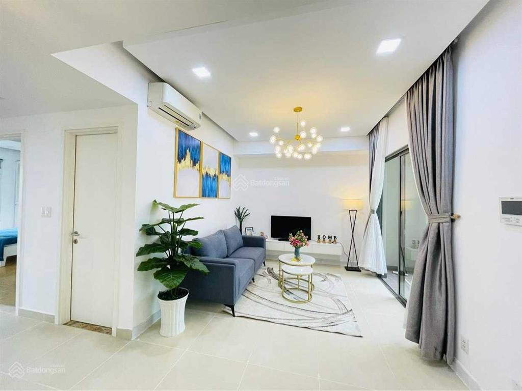 Chính chủ gửi bán căn hộ 2pn view sông giá cực rẻ  có sẵn nội thất đẹp