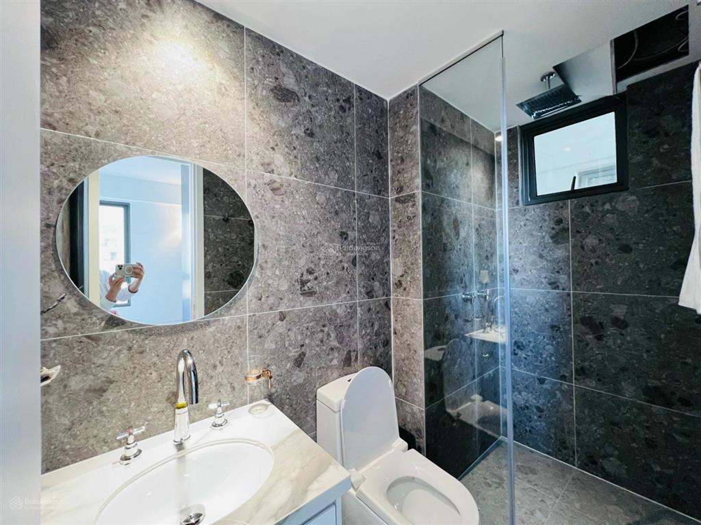 Căn ghép masteri 135m2 nội thất siêu đẹp  chủ gửi bán gấp.  em bảo 0946 867 ***