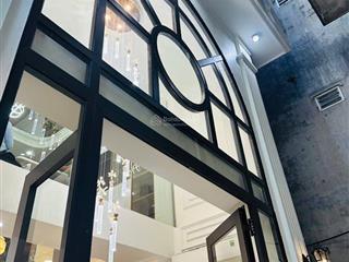 Chính chủ bán nhà phân lô nguyễn xiển, lô góc, thang máy 42m x 7t, 13.3 tỷ. ô tô đỗ cổng.