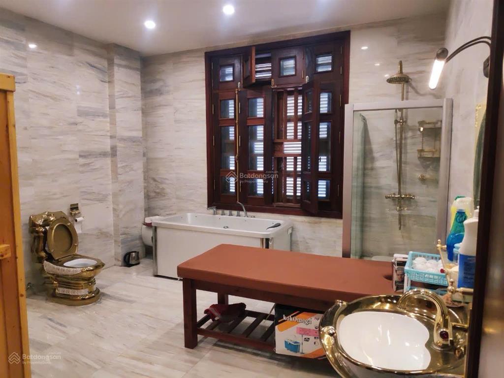 Bán nhà mặt phố vũ trọng khánh, lô góc, diện tích 150m2, 6pn, 8wc, 9 tầng