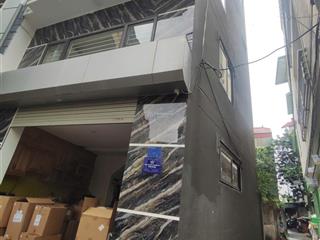 7.2 tỷ! bán nhà 30m2 x 5 tầng ô tô đỗ cửa  lô góc, 3 ngách 96/46 ngọc hồi, hoàng mai. 0975 997 ***