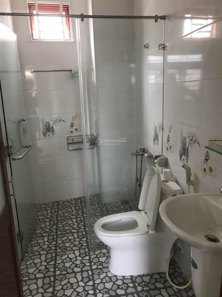 Cần bán gấp nhà hẻm xe hơi phan chu trinh. dt 4x21m. trệt, lầu. giá bán nhanh 8 tỷ 300 triệu