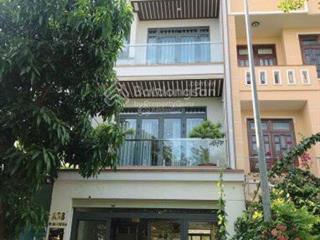 Cần bán nhà mới 5 tầng. dt 5x9m. vuông đẹp. hẻm 6m khu nhà lầu nơ trang long. bán gấp 8.5 tỷ
