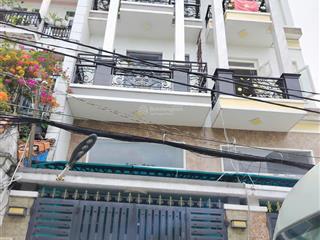 Cần bán nhà hẻm xe hơi 7 chỗ nằm trong nhà đường nơ trang long. dt 4x16m. vuông vức. trệt, 3 lầu