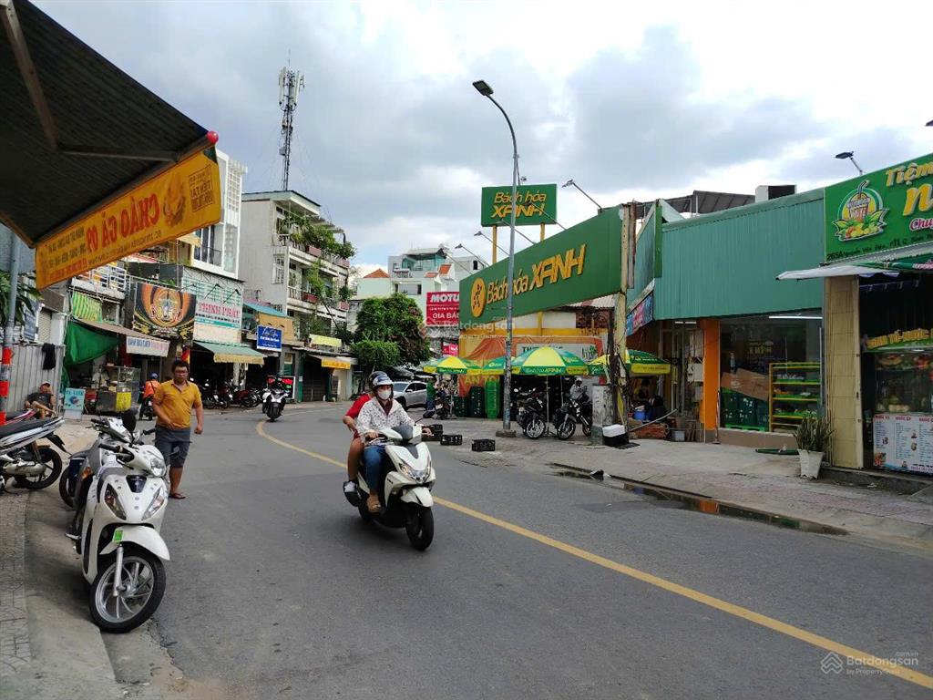 Đi định cư úc cần bán khuôn đất đẹp vuông như viên gạch hẻm 5m bùi đình túy  hàng hiếm khó tìm